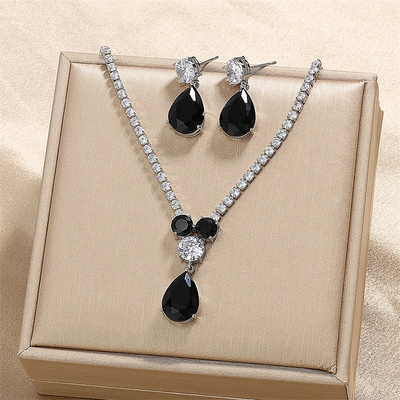 Shiny Water Drop Zirconia Wedding Set