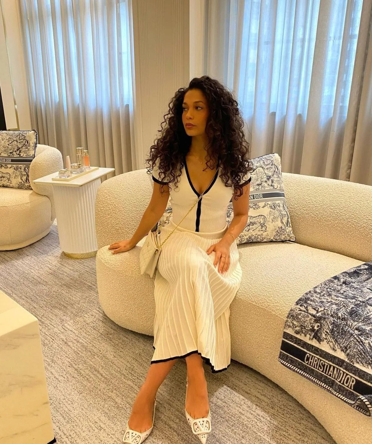 Women’s White V-Neck Crop Top & Skirt Set